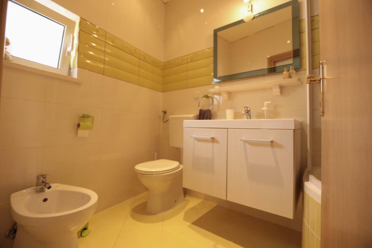 Apartman Vrsalovic Sumartin Exterior photo